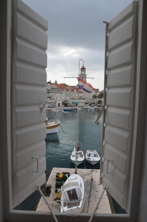 Apartamento Castel Nonna Franka Sutivan Habitación foto